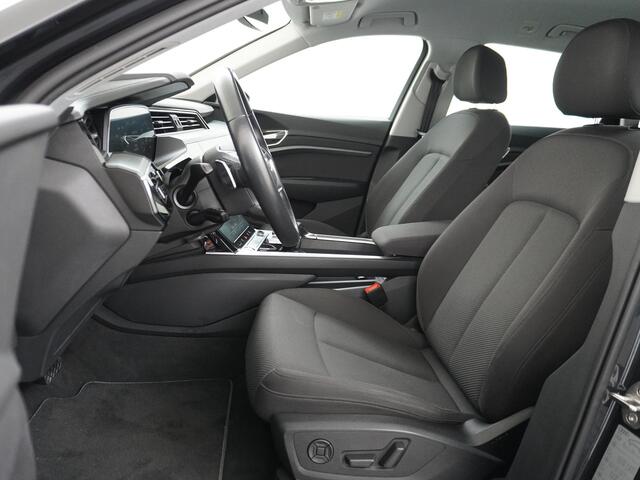 Audi e-tron 50 Quattro 313pk Luchtvering Camera Navi Elektr.Stoelen+Memory Ecc Cruise Control Pdc Launch Edition Led Lmv Keyless Connected services Led-v+a Audi-Drive-Select Ecc WiFi-vb. 1e Eigenaar Origineel Nederlandse Auto