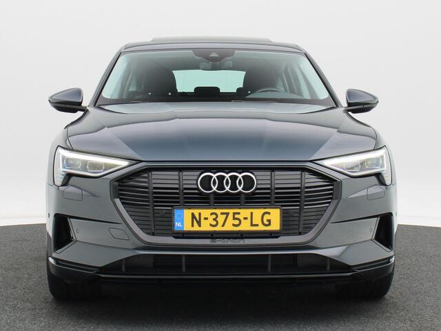 Audi e-tron Sportback 55 quattro Business edition Plus 95 kWh 409 Pk | Panoramadak | Carplay | Camera | Stoel Verwarming | Elektrische Achterklep | LED | 20 Inch| SOH 94%