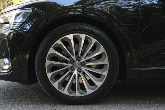 Audi e-tron e-tron 55 quattro advanced Pro Line Plus 95 kWh | Pano | Memory | Luchtvering | Klasse 3 alarm