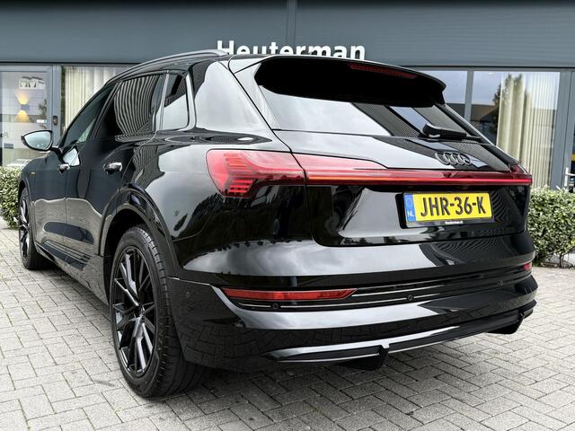 Audi e-tron 50 Quattro S Line Black Edition/ Sfeerverlichting