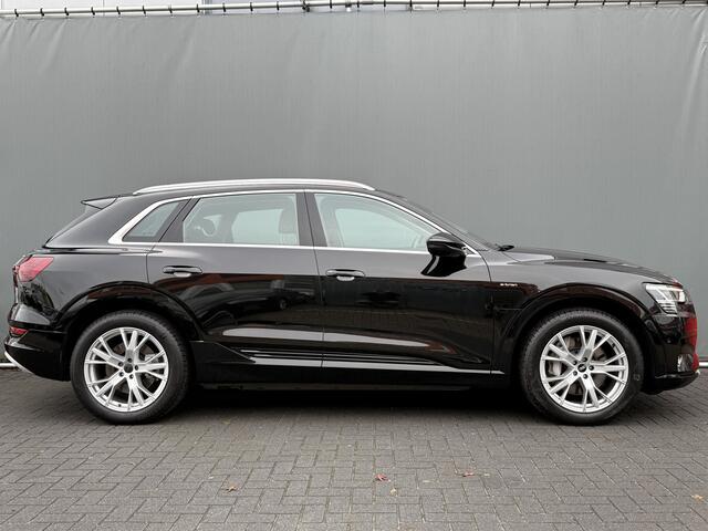 Audi e-tron BWJ 2021 55 quattro 408 PK Business edition 95 kWh TREKHAAK | NAVI | CLIMA | ADAPTIVE CRUISE | ELEKTRISCHE STOELEN | ELEKTRISCHE ACHTERKLEP | BLUETOOTH | PDC | LMV