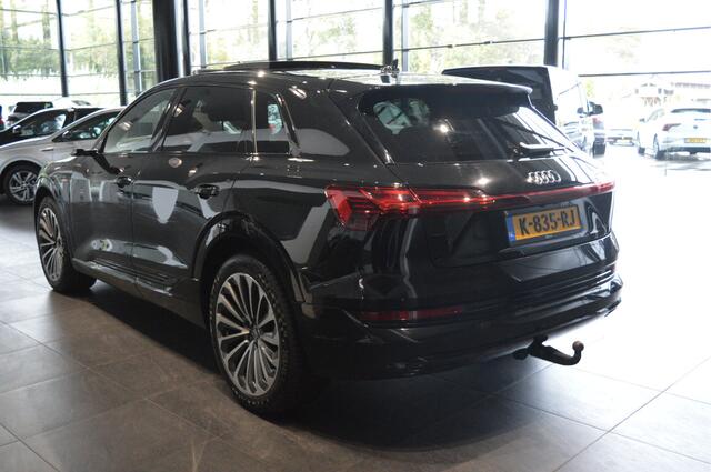 Audi e-tron e-tron 55 quattro Black Style pano head up B&O camera 21 inch !!
