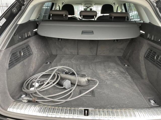 Audi e-tron 50 quattro ECC LMV NAVI TH Audi e-tron 50 quattro ECC LMV NAVI 2020