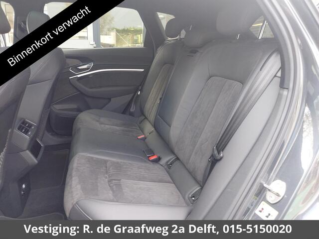 Audi e-tron 55 Quattro Black Edition Plus 95 kWh 408 PK | ACCU 89% | 1e eigenaar | Schuif-/Kanteldak | Navigatie |