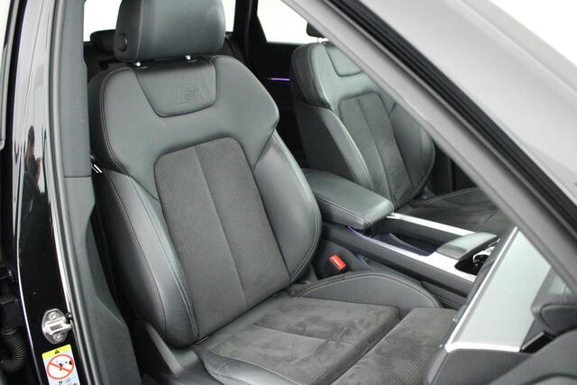 Audi e-tron 55 quattro S edition 95 kWh 408pk SOH 92% Trekhaak Memory Luchtvering Panoramadak