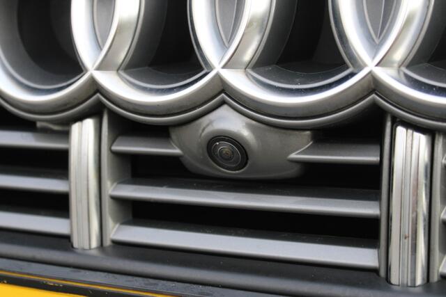 Audi e-tron e-tron 55 quattro advanced Pro Line Plus 95 kWh | Incl. 12 maanden garantie | 100% dealer onderhouden | Adaptieve cruise control | Stoelverwarming voor + achter | Climate control | Apple carplay/Android auto | Trekhaak |