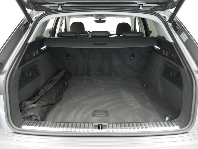 Audi e-tron 55 quattro 408pk S-Line edition 95 kWh Navigatie Camera Head up Acc 4