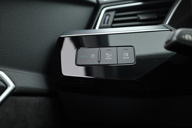Audi e-tron Sportback 55 quattro S Line 95 kWh | HUD | 360cam | Adapt. Cruise | 21'' | Luchtvering | Stoelverw. |