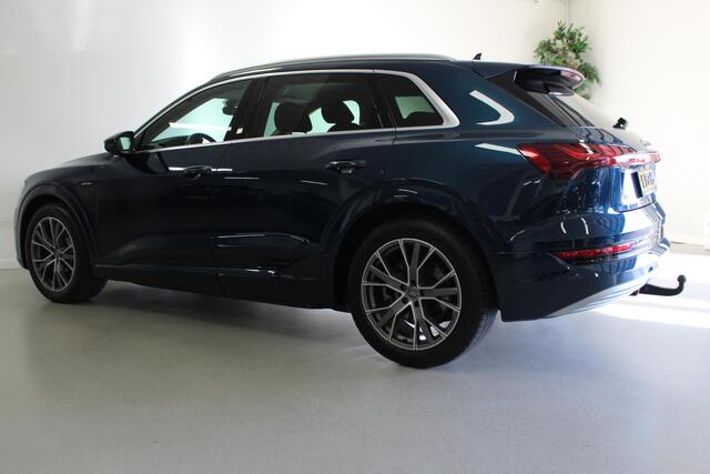 Audi e-tron 50 quattro Business edition 71 kWh | AFN-TRHAAK | CRUISE | 20'LMV | CLIMA | D-GLAS | LED | PDC-V/A | CARPLAY |