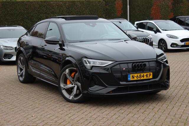 Audi e-tron Sportback S quattro 95 kWh / Panoramadak / Camera / RS Seats / 21'' / B&O / Intr.voorverwarming / Luchtvering / Matrix LED / CarPlay / Stoelverwarming / DAB / ACC