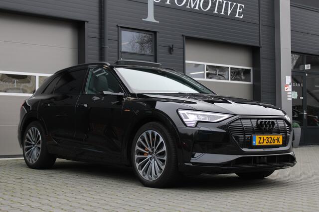 Audi e-tron e-tron 55 quattro advanced 95 kWh - S - line Panoramadak - Head-up display - 21 inch - Bang en Olufsen Dealer onderhouden - Nederlandse auto - Luchtvering - Black pack - Vol leder vol uitgevoerde auto