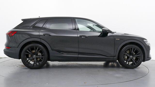 Audi e-tron e-tron 55 Quattro 408pk | Panoramadak | Sportstoelen | 22" LMV |