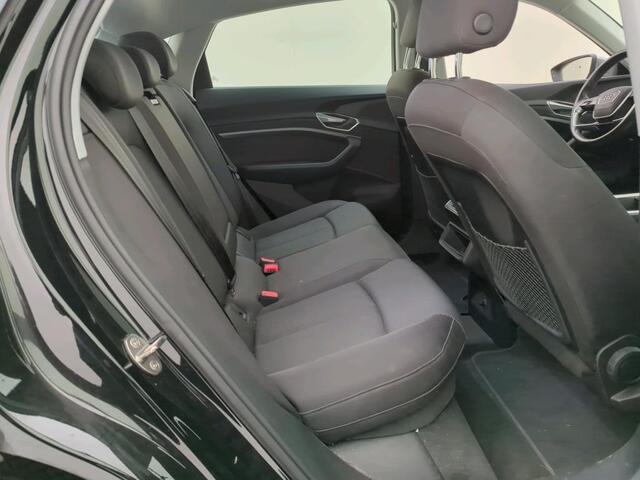 Audi e-tron Sportback 55 Aut. Quattro Bus Edition 95kWh | Trekhaak| Navi | LED |