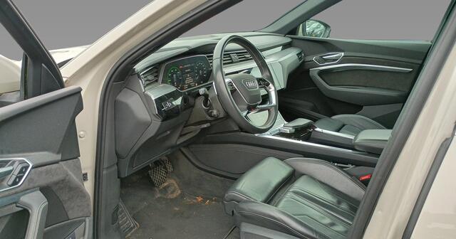 Audi e-tron Sportback 55 quattro S edition 95 kWh 2e-Eig. & Dealer-Onderh. BOVAG-Garantie. NL-Auto.