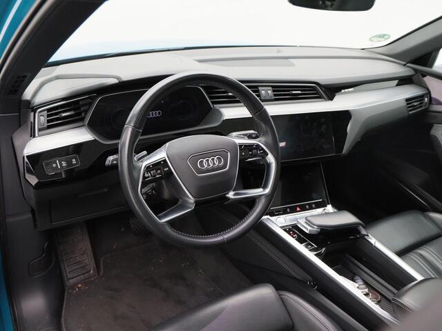 Audi e-tron e-tron 55 quattro advanced 95 kWh | SOH 93% | Panoramadak | Adaptive Cruise | Climate Control | Stoelverwarming | Navigatie | Camera | Carplay | 21 Inch