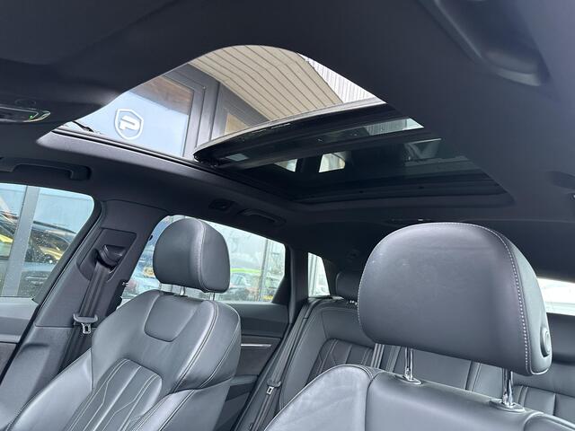 Audi e-tron e-tron 55 quattro 95 kWh BOMVOL | PANO | Audi Virtual Mirrors | Virtual Cockpit | Lederen Sportstoelen | Elektrische Stoel | B&O | 360 Camera | 2 Sleutels | Betreft een Wrap, Originele kleur is Antigua Blue Metallic |