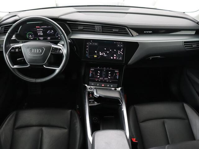 Audi e-tron 55 quattro edition 95kWh | SOH 92% | Leder | Carplay | Trekhaak | Virtual Cockpit | Navigatie | Luchtvering | Parkeerhulp | Audi Sound | Cruise control