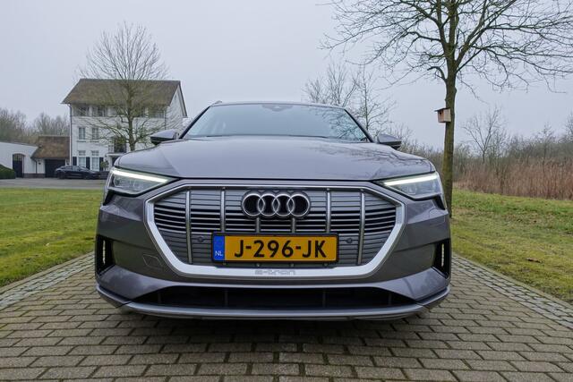 Audi e-tron e-tron 50 quattro Launch edition plus 71 kWh | Pano | Leder | NAVI | Adaptive Cruise | Stoelverwarming | Memory |