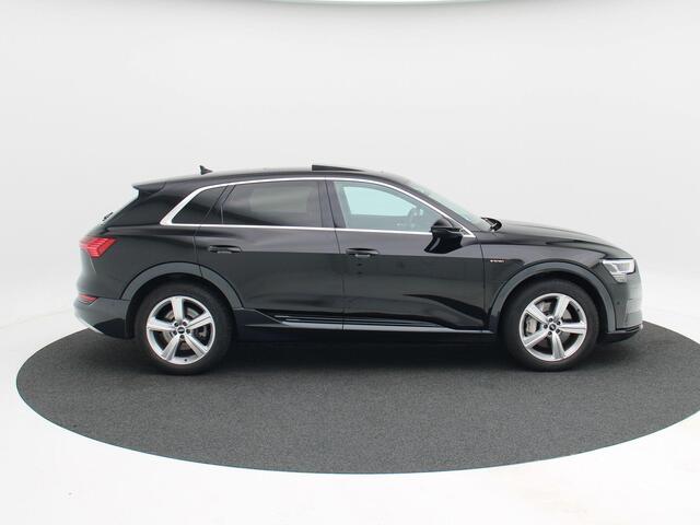 Audi e-tron 50 quattro Advanced edition 71 kWh Automaat 313 Pk | Panoramadak | Virtual Cockpit | Camera | Stoelverwarming | 20 Inch | 76.076 Km!