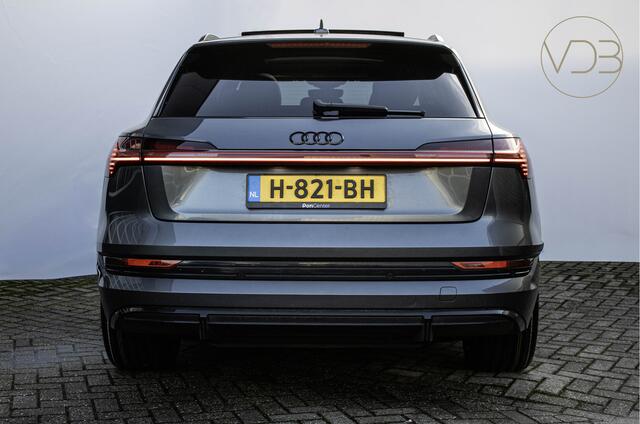 Audi e-tron e-tron 50 SOH 92,7% S-Line PANO 22INCH Origineel NL