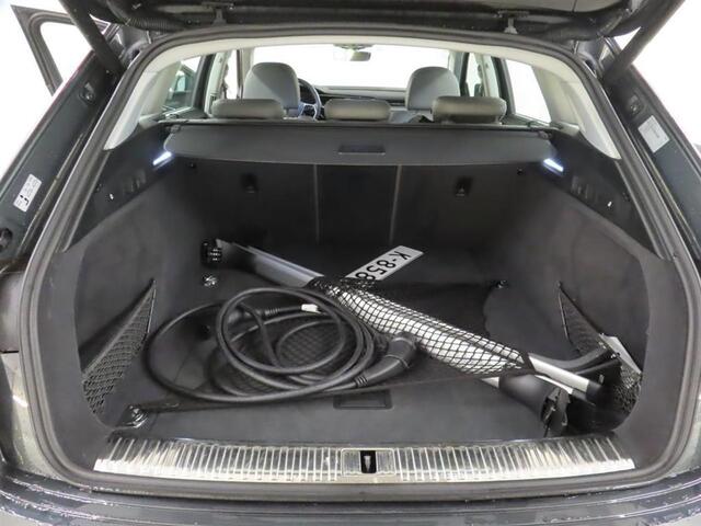 Audi e-tron 55 quattro Business ed. Plus 95 kWh | SOH 88% | Panorama | Trekhaak | Leder |