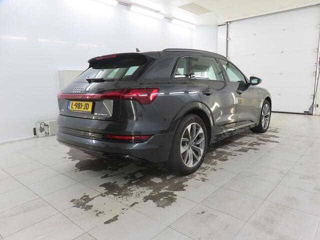 Audi e-tron 55 QUATTRO BUSINESS EDITION PLUS 95KWH I 92% SOH I SCHUIF/KANTELDAK I LEDEREN BEKLEDING