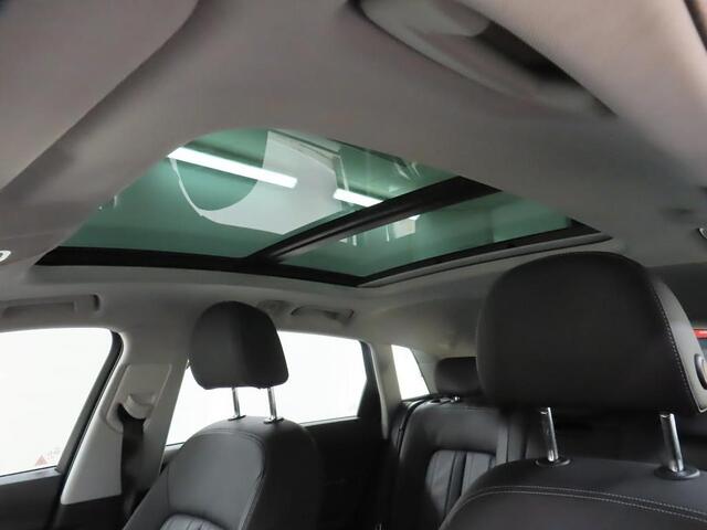 Audi e-tron 55 QUATTRO BUSINESS EDITION PLUS 95KWH I 92% SOH I SCHUIF/KANTELDAK I LEDEREN BEKLEDING