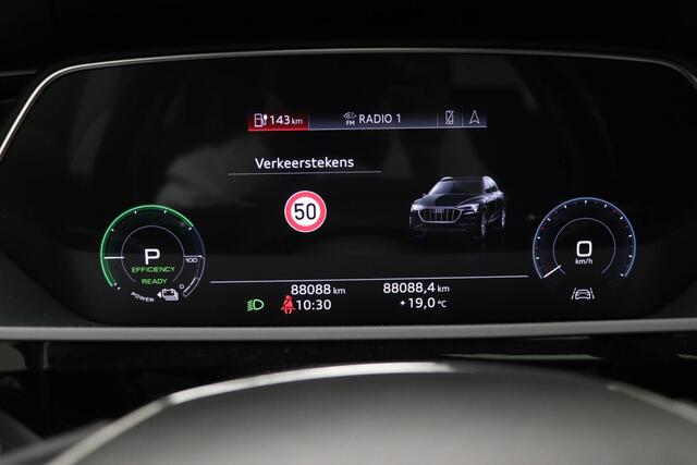 Audi e-tron e-tron 50 quattro Launch edition plus 71 kWh SOH 96% | PANORAMADAK | VIRTUAL COCKPIT | CAMERA | 21"