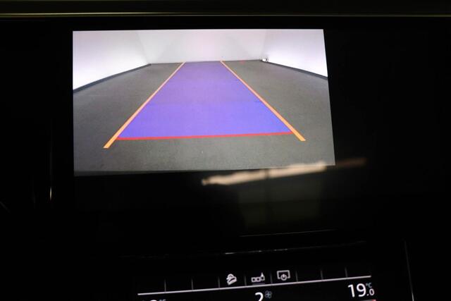 Audi e-tron e-tron 50 quattro Launch edition plus 71 kWh SOH 96% | PANORAMADAK | VIRTUAL COCKPIT | CAMERA | 21"