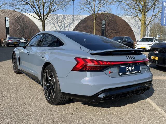 Audi e-tron GT RS 93 kWh 598PK! | SOH 89% | KEMORAGRIJS| STOELVERWARMING| ACHTERBANK VERWARMD| BANG & OLUFSEN| MATRIX LASER | DODE HOEK| PANORAMADAK| 360 CAMERA| HEAD-UP DISPLAY | NACHTZICHT ASSISTENT