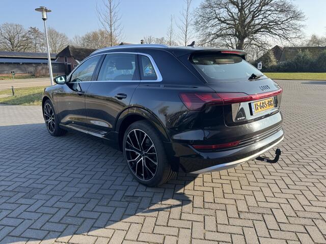 Audi e-tron e-tron 50 q L Ed +