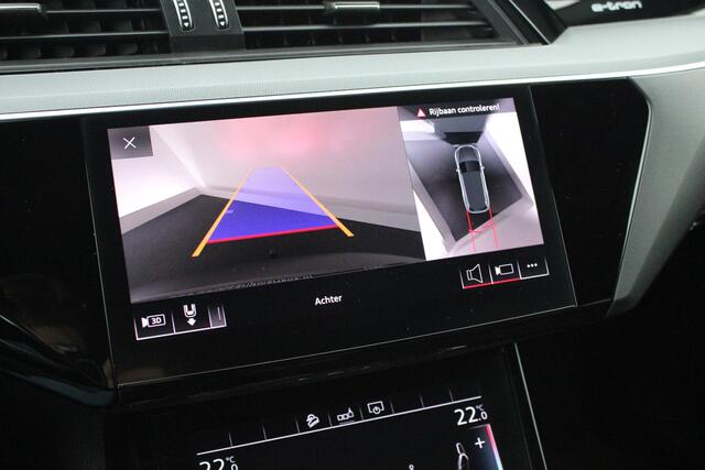 Audi e-tron 55 quattro 95 kWh 408pk SOH 95% Trekhaak 360Camera ACC Keyless Stoelverwarming Memory Navigatie