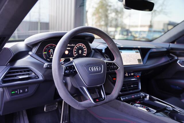 Audi e-tron GT RS Carbon / B&O / Head Up / New Accu Pack