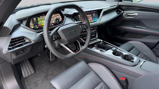 Audi e-tron GT quattro S e-tron GT 97kWh 592 2AT Automaat | Velgen, gegoten lichtmetaal 21" "5-dubbelspaak-Konkavmodule"-design | Optiekpakket zwart plus | Matrix-ledkoplampen met dynamische knipperlichten | Sportstoelen pro voorin | Designpakket rood