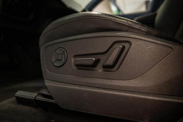 Audi e-tron 50 quattro S-Line 71 kWh Incl. BTW Schuifdak l Elektrische S-line Stoelen | Adapt. Cruise | Apple Carplay | Camera