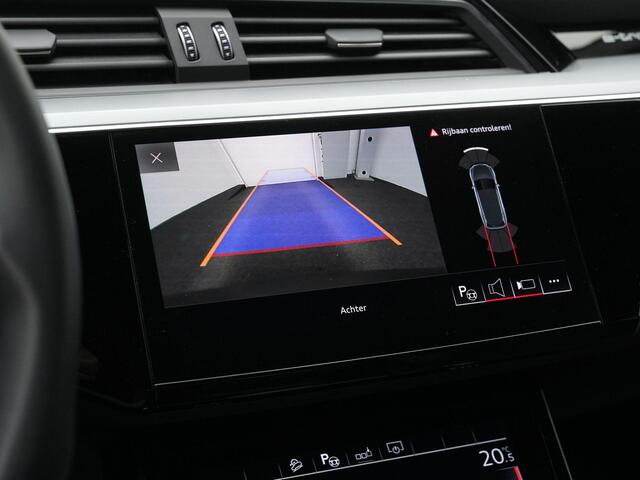 Audi e-tron 55 quattro 95 kWh 408 pk | Panoramadak | Matrix LED | Achteruitrijcamera | Stoelverwarming