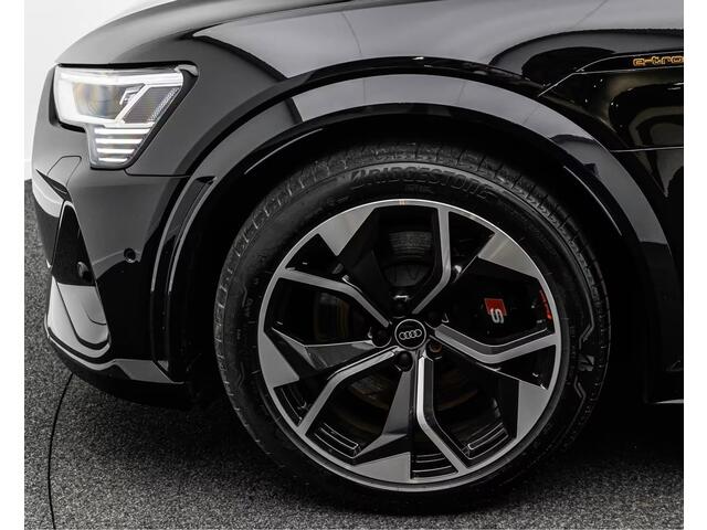 Audi e-tron Sportback S Quattro 95 kWh (370kW/503pk) ** MATRIX, LEDER, B&O, STOELVENT, PANORAMA, LUCHTV, TREKH ** 1e EIG - UNFALLFREI ** ** INFORMEER OOK NAAR ONZE AANTREKKELIJKE FINANCIAL-LEASE TARIEVEN **