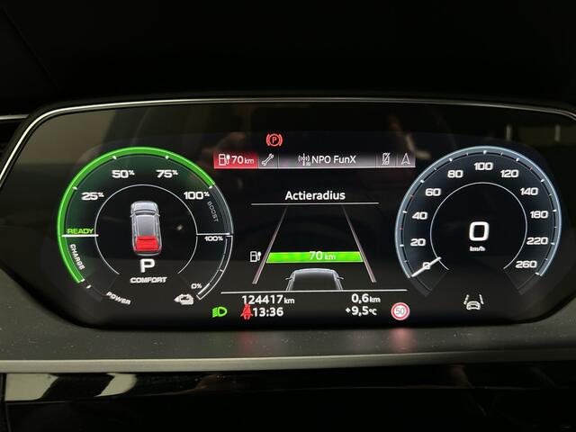 Audi e-tron Sportback 55 quattro Business edition Plus 95 kWh | Panoramadak } voorstoelen verwarmd Soh (batterijcheck) Waarde 91,0 %
