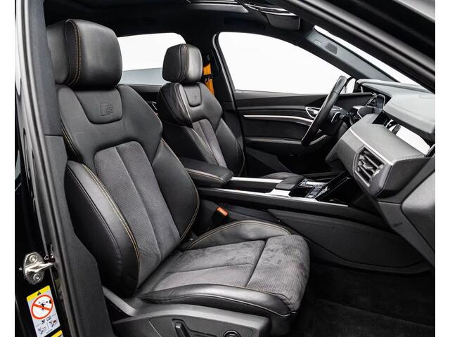 Audi e-tron 55 Quattro S-LINE 95 kWh (300kW/408pk) ** MATRIX, PANO, TREKH, ACC, B&O SOUND, HuD, 21-inch LMV ** UNFALLFREI ** ** INFORMEER OOK NAAR ONZE AANTREKKELIJKE FINANCIAL-LEASE TARIEVEN **