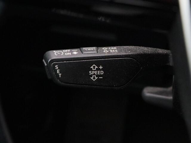 Audi e-tron Sportback 55 quattro edition 95 kWh 150 Pk | Stoelverwarming | Camera | Climatronic | Carplay | Navigatie | 21 Inch | 67.671 Km !!