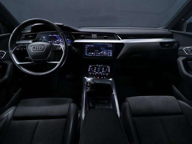 Audi e-tron Sportback 50 quattro S edition 71 kWh [ADAPTIVE CRUISE, APPLE CARPLAY, CAMERA, STOELVERWAMING, SCHUIFKANTELDAK, MEMORY, ELEKTRISCHE ACHTERKLEP, DIGITAL DASH, NAVIGATIE, NIEUWSTAAT]