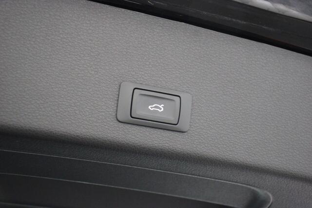 Audi e-tron 55 quattro edition 95 kWh - Digitaal Cockpit, Navi, LED, PDC, SOH 94%