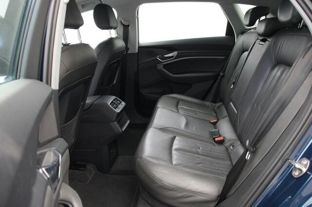 Audi e-tron 55 quattro edition 95 kWh - Digitaal Cockpit, Navi, Leer, LED, PDC, SOH 90%