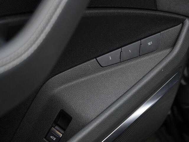 Audi e-tron S Quattro 503 pk 95 kWh | Panoramadak | Trekhaak | Sportstoelen plus | Head-up Display | 360 camera | Bang & Olufsen