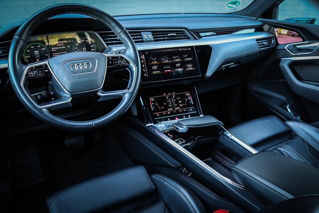 Audi e-tron e-tron 55 quattro advanced 95 kWh Panoramadak/360 camera/Leder
