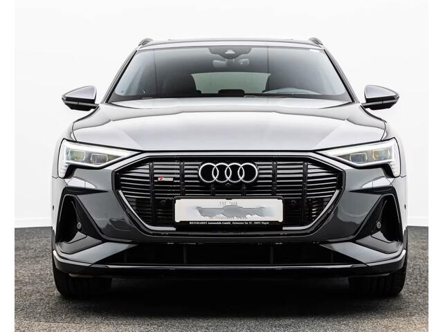 Audi e-tron Sportback 55 Quattro S-LINE 95 kWh (300kW/408pk) ** S-LINE, LEDER, ACC, HuD, PANORAMA, 20-inch LMV, ** 1e EIG - UNFALLFREI ** ** INFORMEER OOK NAAR ONZE AANTREKKELIJKE FINANCIAL-LEASE TARIEVEN **
