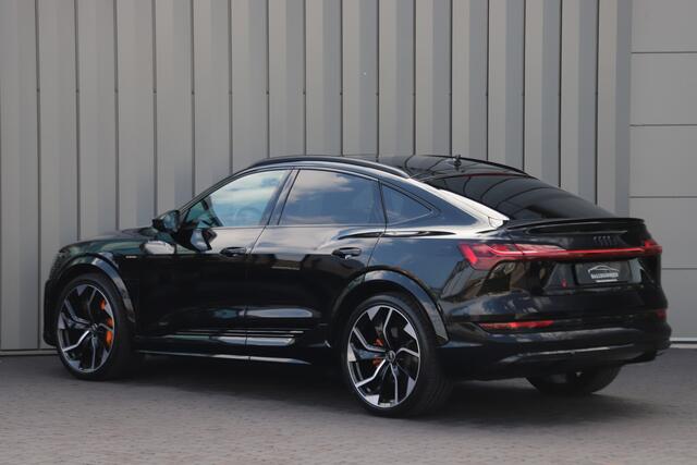 Audi e-tron Sportback S quattro 95 kWh | 503PK | Luchtvering | Head-up | Pano | Keyless-go | Sfeerverlichting | S-Stoelen | B&O | 2021.