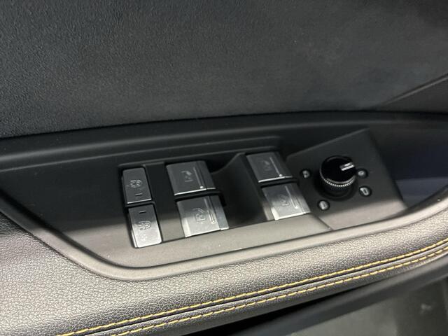 Audi e-tron 55 408pk Quattro S edition 95 kWh · SOH 95% · 360 Camera · B&O Audio · Luchtvering · Apple/Android Car Play · 21'' Inch ·