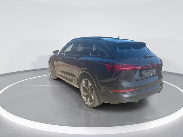 Audi e-tron S quattro 503pk / 95 kWh · SOH 95,2% · Panoramadak · Servosluiting · 360 Camera · B&O Audio · Luchtvering · Head-Up · 22'' Inch ·