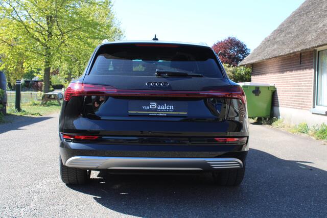 Audi e-tron e-tron 50 quattro Launch SOh 94.2% 71 kWh PANO LEER LED 68000KM!!!